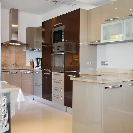 度假居 Three-bedroom Holiday In Lumio *