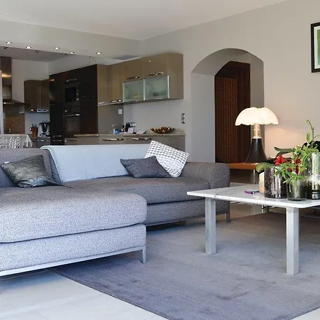 Three-bedroom Holiday In Lumio Holiday home