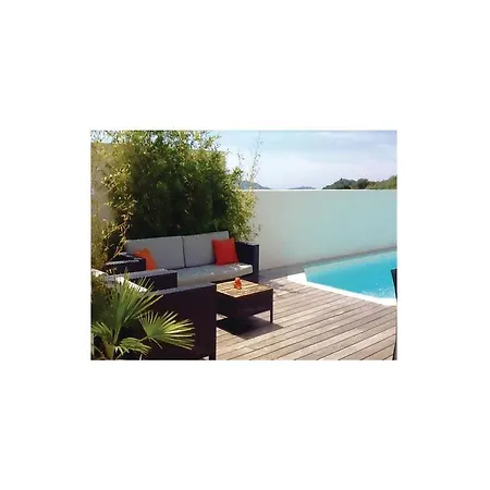 Three-bedroom Holiday In Lumio Lumio (Corsica)